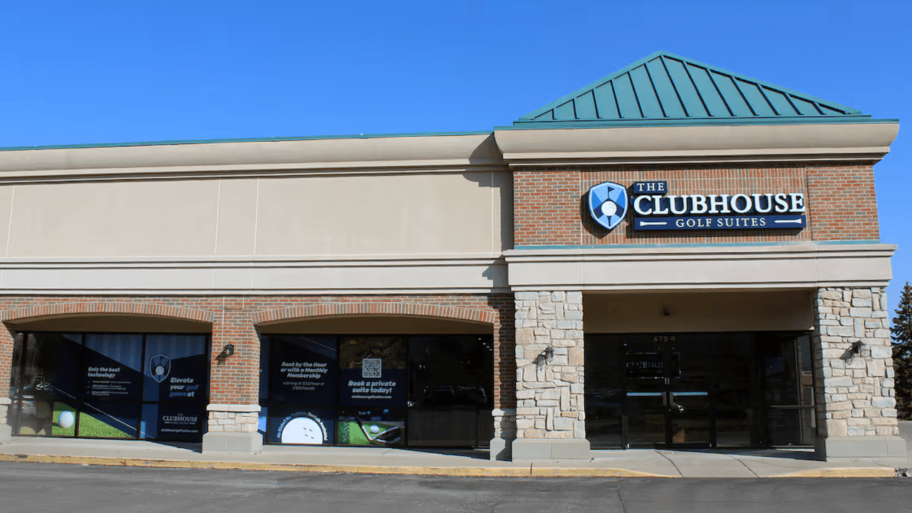 Clubhouse Golf Suites opens in Fairfield, and players can go any time of the day or night