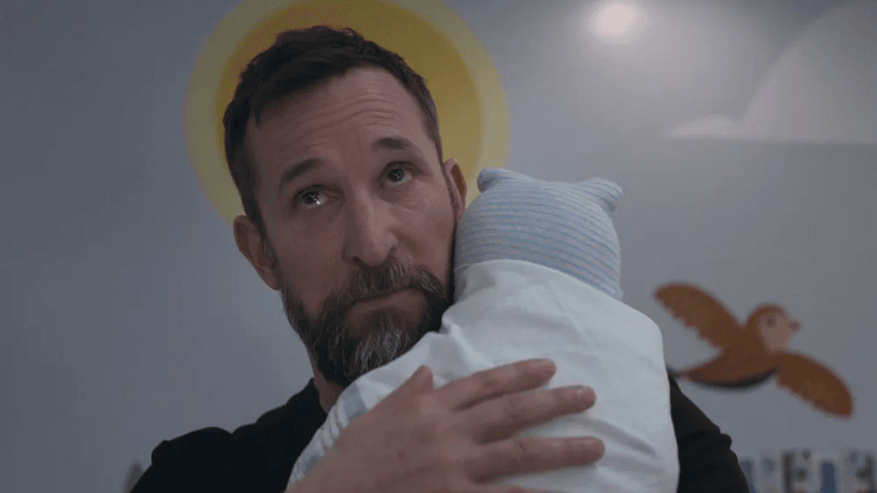 ‘The Pitt’ Finale: Noah Wyle and Creator Unpack Dr. Robby’s Mental Health Struggles and Why That Powerful Baby Jane Doe Scene ‘Is a Turning Point’